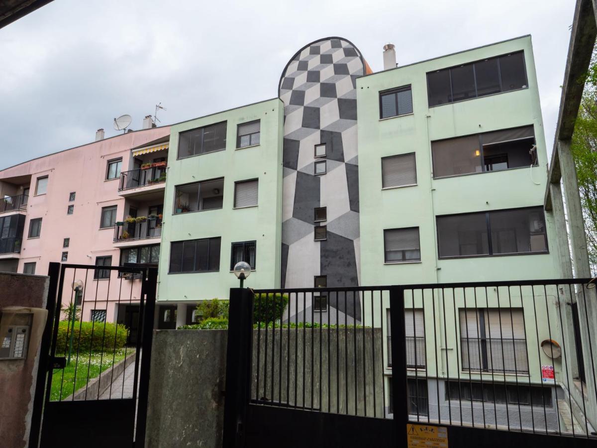 Ferienwohnung Comfy Penthouse Mailand Exterior foto